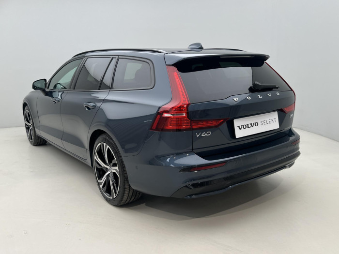Volvo V60 B4 ULTRA DARK AUT 1.maj.