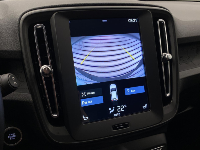 Volvo XC40 T2 MOMENTUM AUT CZ 1.5 Momentum