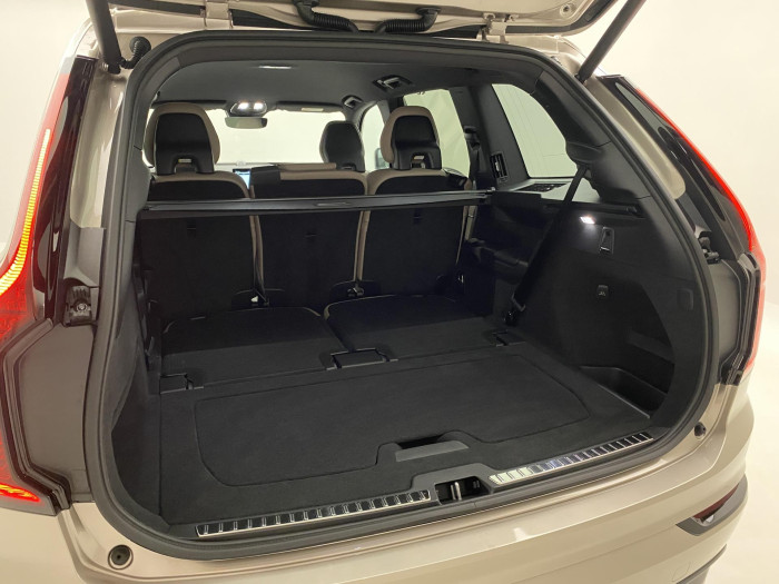 Volvo XC90 T8 AWD RECHARGE DARK PLUS 7m