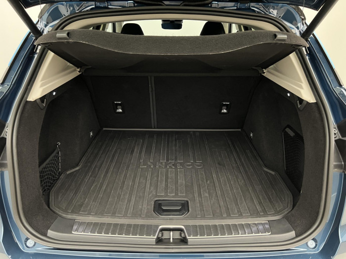 Lynk & Co 01 PHEV DCT 1.maj.