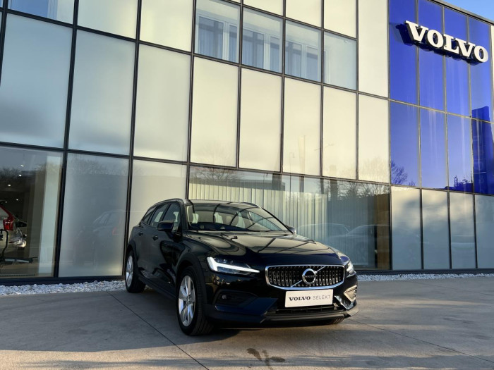 Volvo V60 CROSS COUNTRY B4 AWD Aut 1.maj