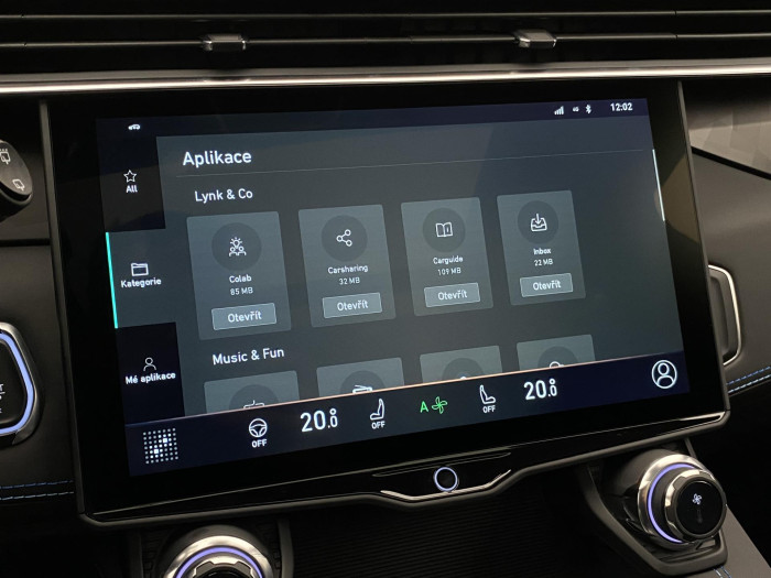 Lynk & Co 01 PHEV DCT AUT 1.maj