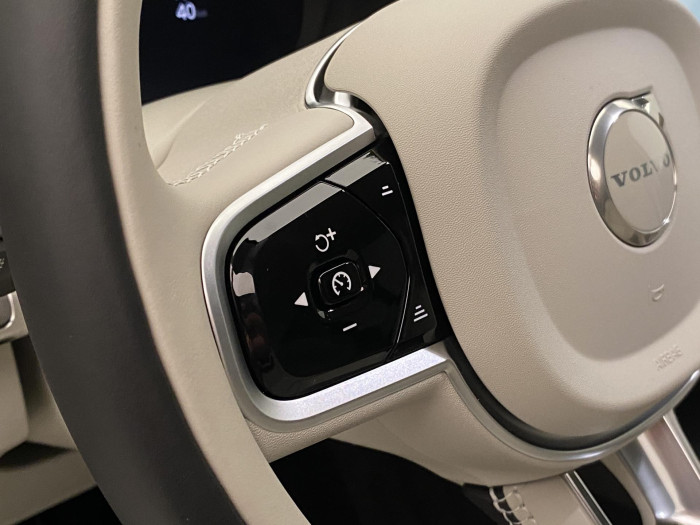 Volvo XC90 T8 AWD RECHARGE BRIGHT PLUS 7m