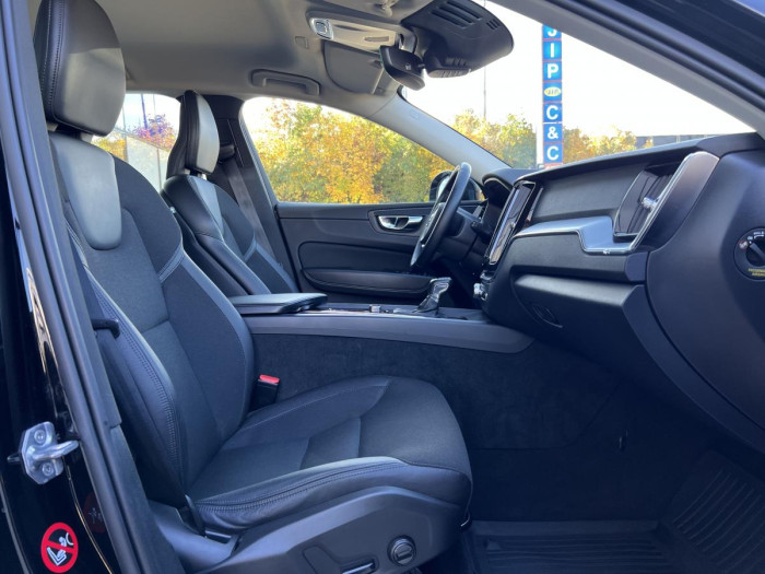 Volvo XC60 D4 AWD MOMENTUM Aut 1.maj. 2.0 d Momentum
