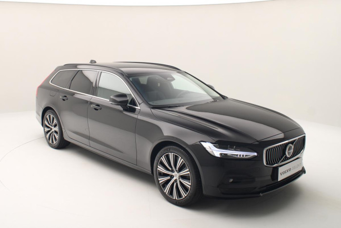 Volvo V90 B4 AWD CORE AUT REZERVACE