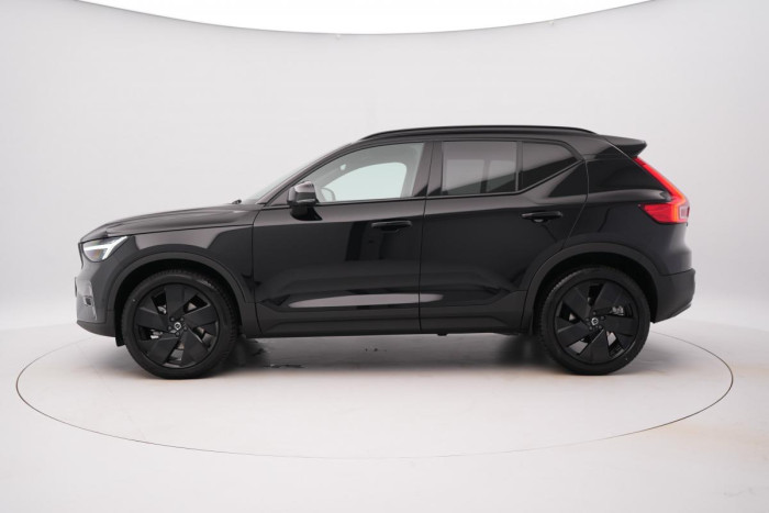 Volvo XC40 B3 AUT PLUS BLACK EDITION