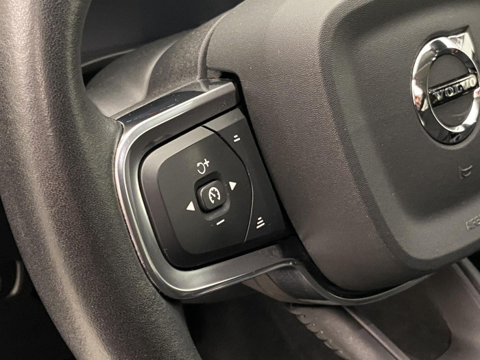 Volvo XC40 T2 MOMENTUM CORE AUT CZ 1.5 Momentum