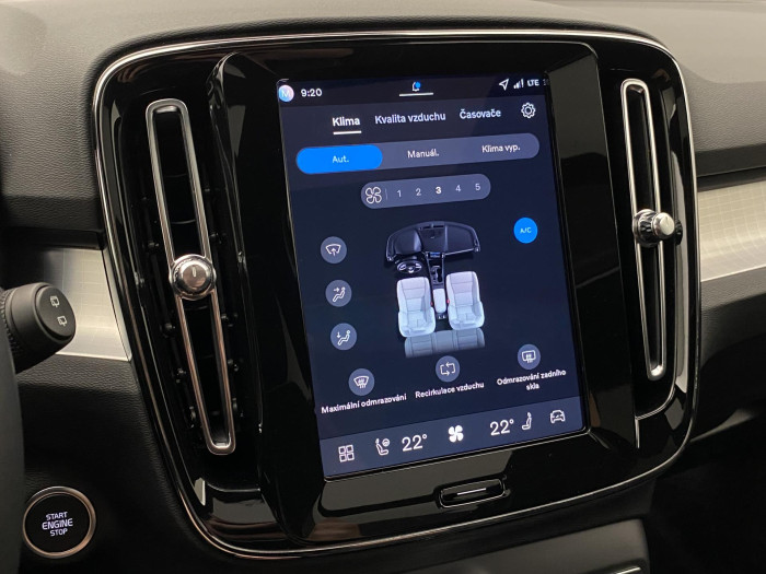 Volvo XC40 B3 AUT PLUS BLACK EDITION
