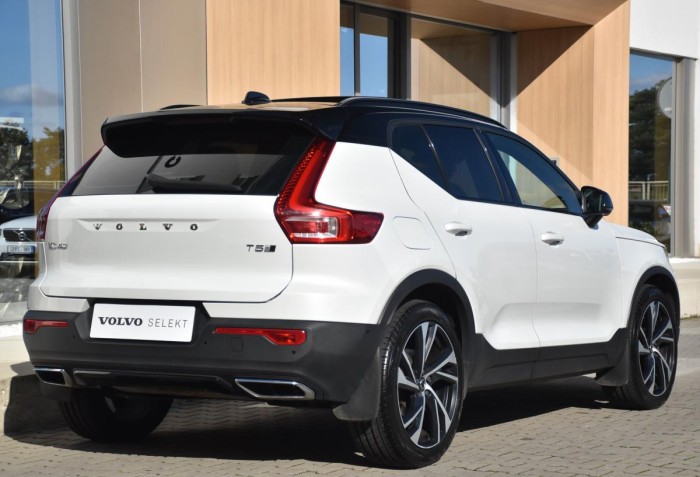 Volvo XC40 T5 AWD R-DESIGN AUT