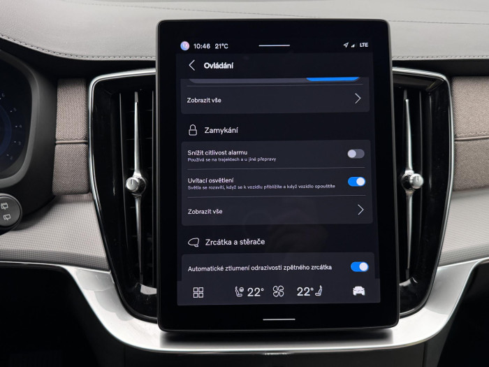 Volvo XC90 B5 AWD CORE AUT CZ 1.maj