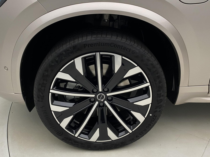 Volvo XC90 T8 AWD RECHARGE DARK PLUS 7m