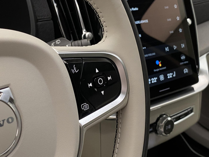 Volvo XC90 B5 AWD AUT BRIGHT PLUS 7míst