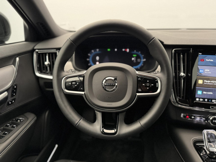 Volvo V90 T6 AWD RECHARGE PLUS DARK AUT