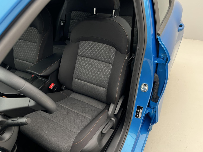 MG MG3 ESSENTIAL Hybrid+ AUT CZ 1.maj