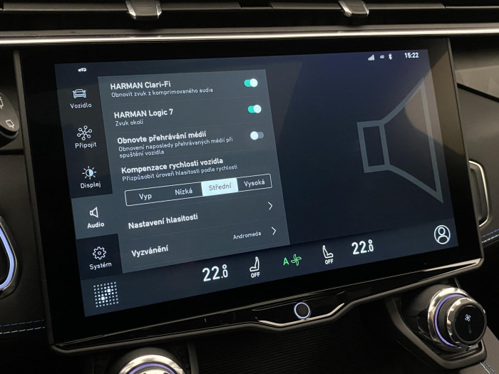 Lynk & Co 01 PHEV DCT AUT 1.maj