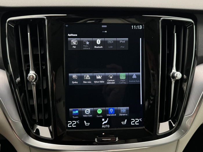 Volvo V60 T4 MOMENTUM AUT CZ 1.maj 2.0 Momentum