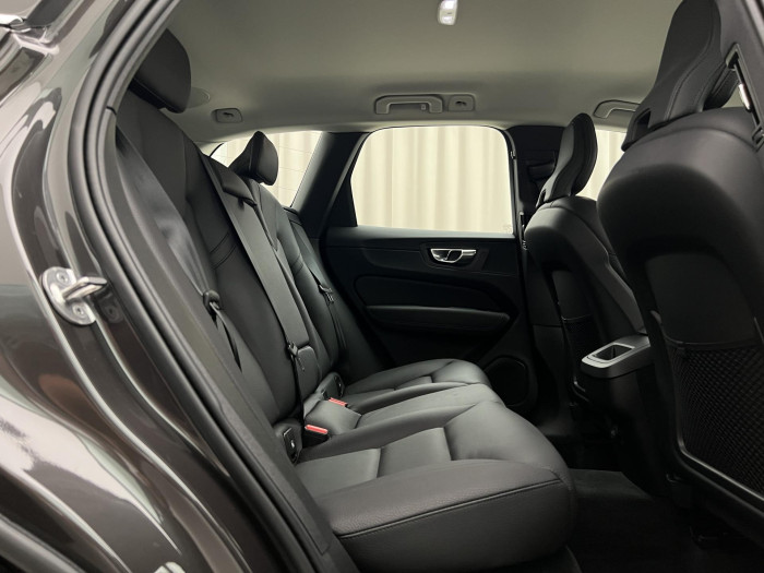 Volvo XC60 B5 AWD INSCRIPTION AUT 1.maj.