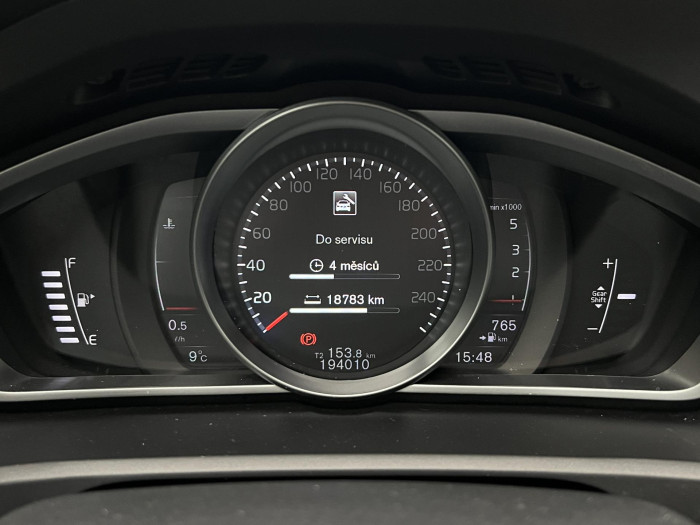 Volvo V40 D2 INSCRIPTION 2.0 d