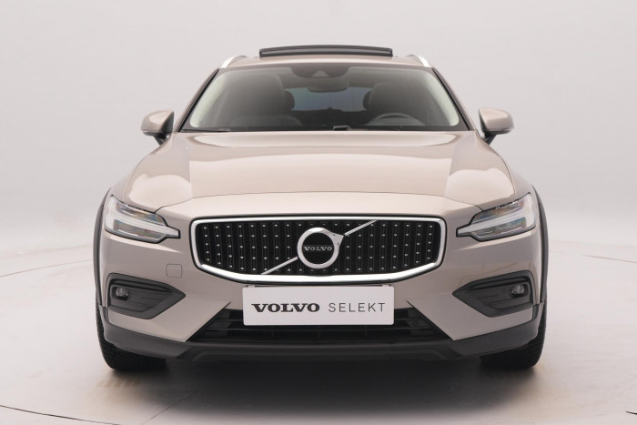 Volvo V60 CC B5 AWD PRO AUT CZ 2.0 CC CC