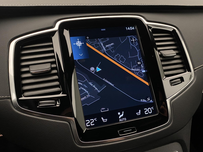 Volvo XC90 B6 AWD R-DESIGN REZERVACE