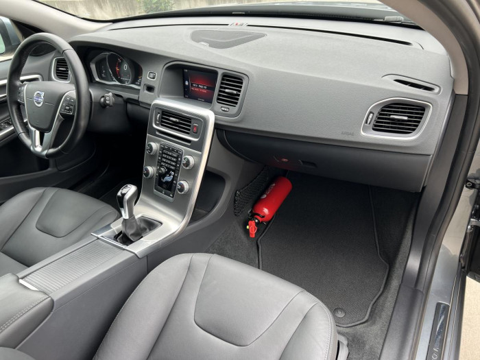 Volvo V60 D4 SUMMUM 1.maj. 2.0 d Summum