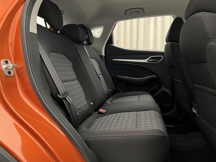 MG ZS 1.5 ESSENTIAL PLUS CZ