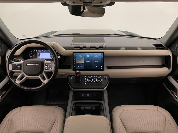 Land Rover Defender D250 AWD SE AUT CZ 3.0 d SE