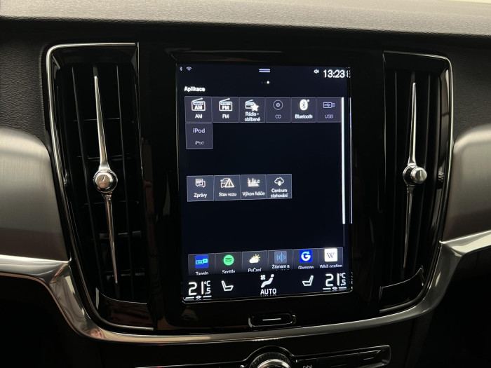 Volvo V90 CC T5 AWD MOMENTUM AUT 2.0 CC CC Momentum