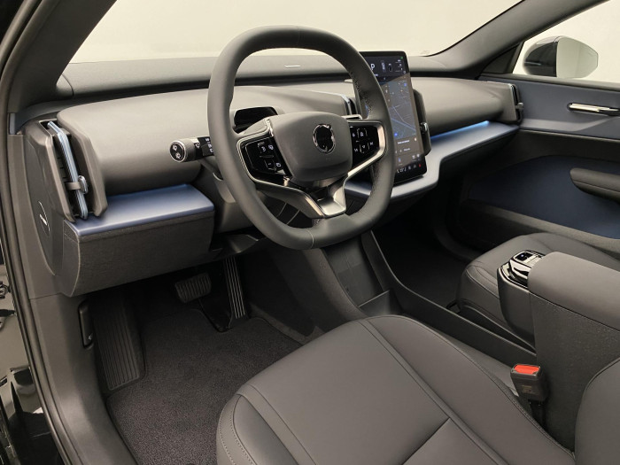 Volvo EX30 PURE ELECTRIC SINGLE PLUS