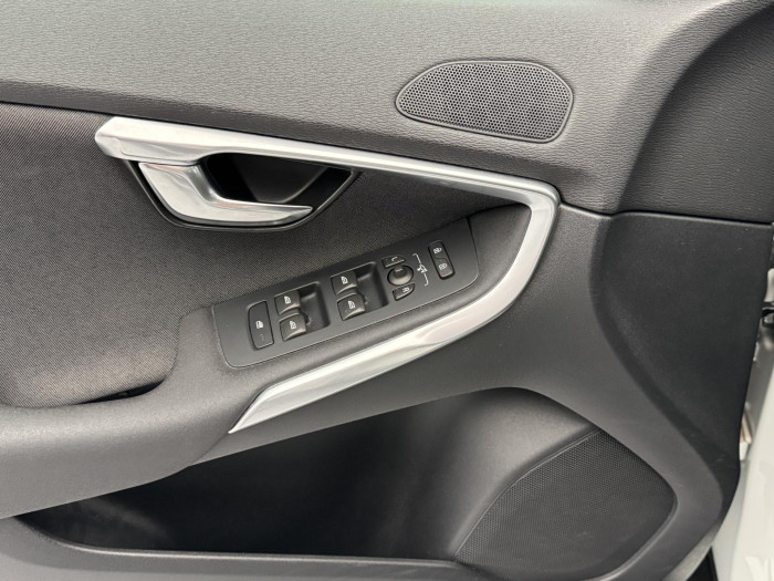 Volvo V40 CC T4 AWD MOMENTUM AUT 2.0 CC CC Momentum