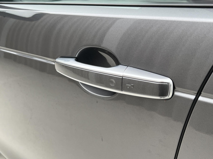 Land Rover Discovery 3.0 TDV6 HSE AWD 7MÍST AUT