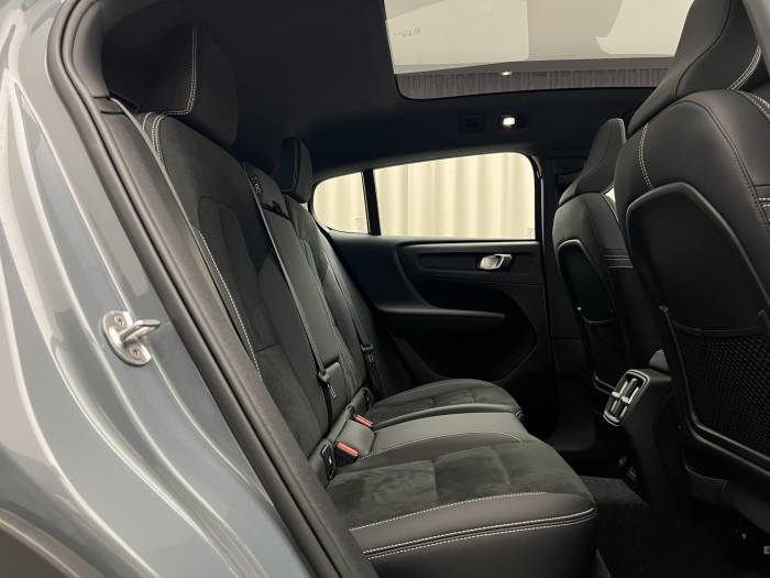 Volvo C40 RECHARGE PLUS TWIN MOTOR AUT