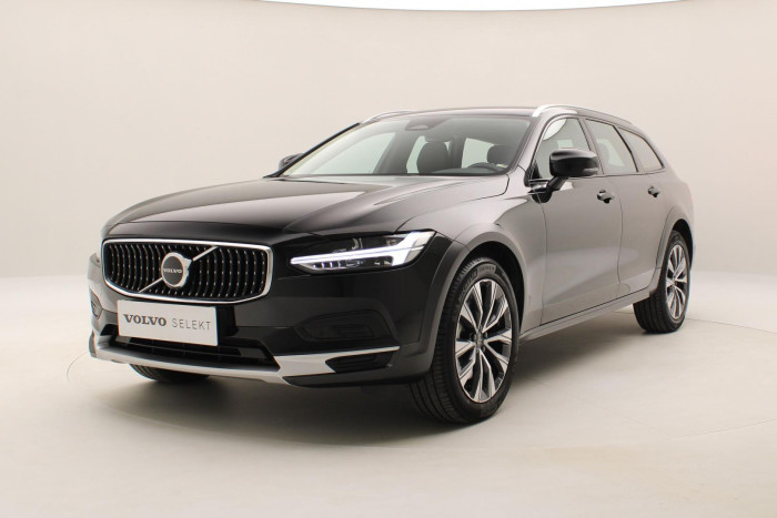 Volvo V90 CC B4 AWD PLUS AUT CZ 1.maj