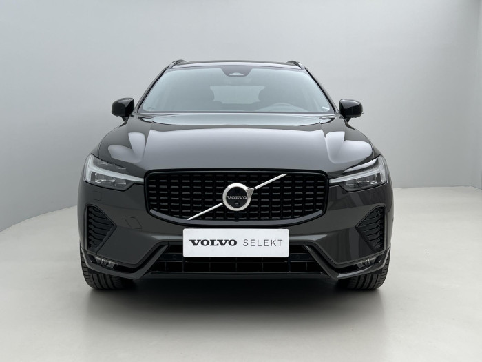Volvo XC60 B5 AWD R-DESIGN AUT
