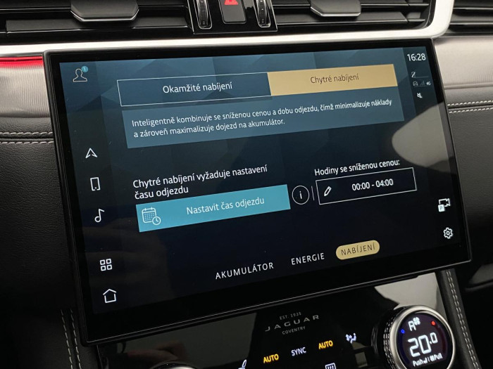 Jaguar F-Pace P400e R-DYNAMIC SE REZERVACE 2.0 Dynamic SE