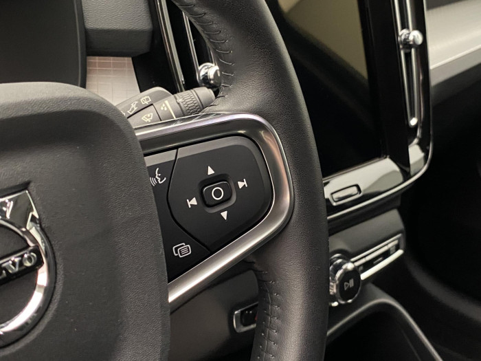 Volvo XC40 T3 MOMENTUM AUT CZ 1.5 Momentum