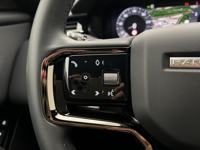 Land Rover Range Rover Velar P250 DYNAMIC SE AWD AUT CZ 2.0 Dynamic SE