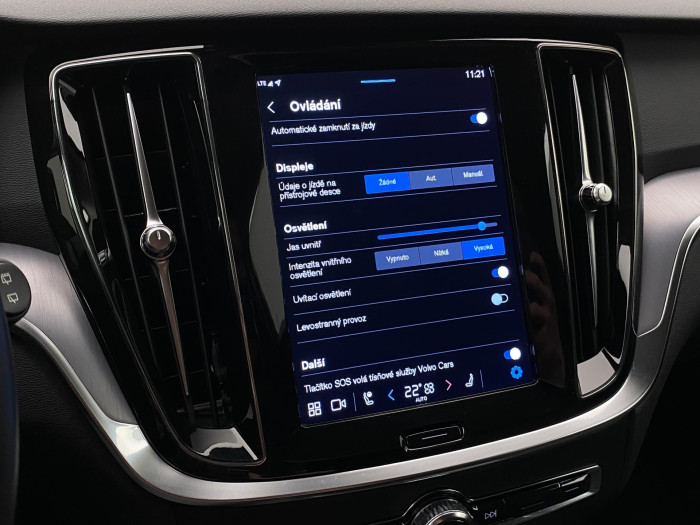 Volvo V60 T6 AWD RECHARGE CORE AUT