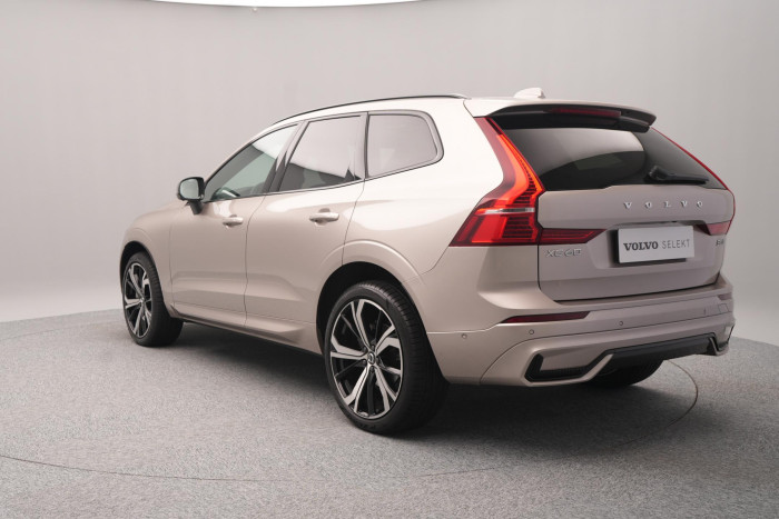 Volvo XC60 B5 AWD DARK PLUS