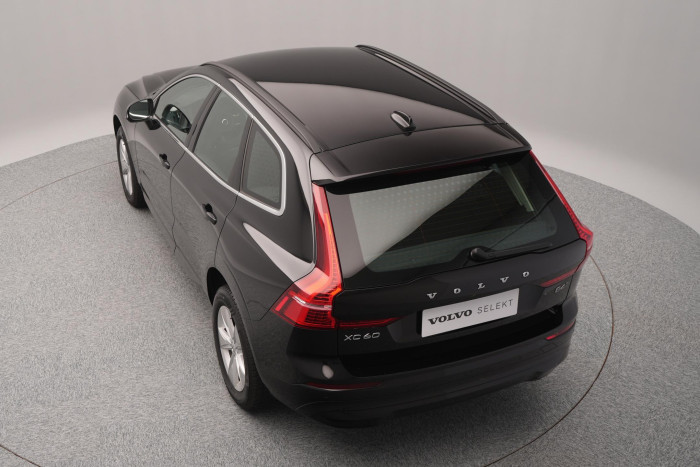 Volvo XC60 B4 AWD CORE CZ 1. maj