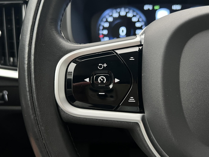 Volvo V90 D4 MOMENTUM AUT 2.0 d Momentum