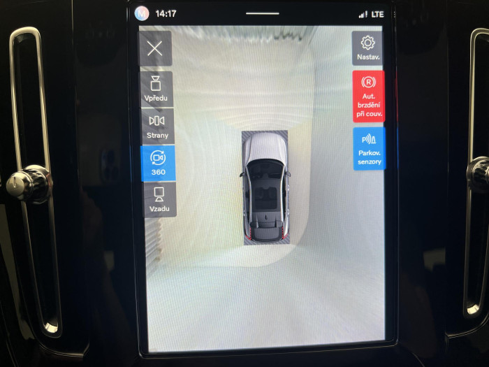 Volvo C40 RECHARGE TWIN MOTOR 1.maj.