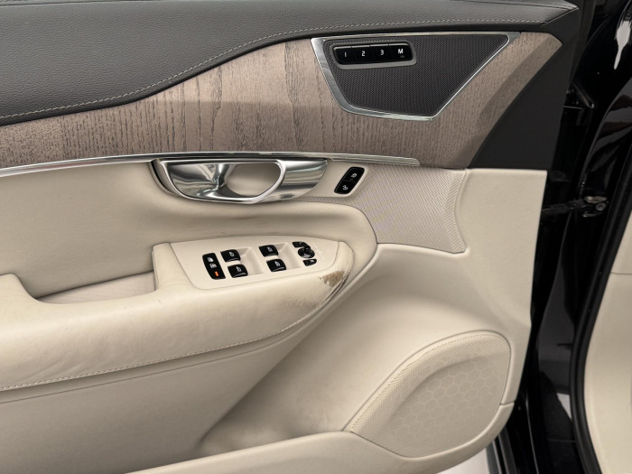 Volvo XC90 B6 AWD INSCRIPTION CZ