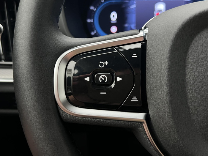 Volvo V60 CC B5 AWD PLUS BRIGHT AUT