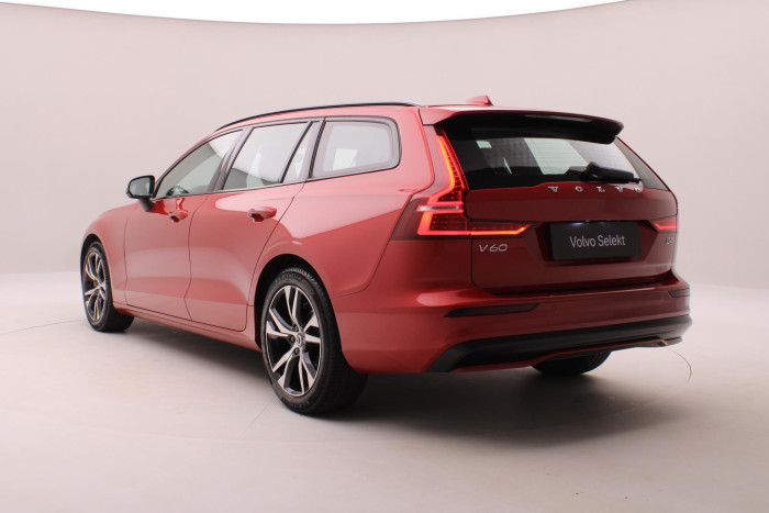 Volvo V60 B4 DARK PLUS AUT CZ