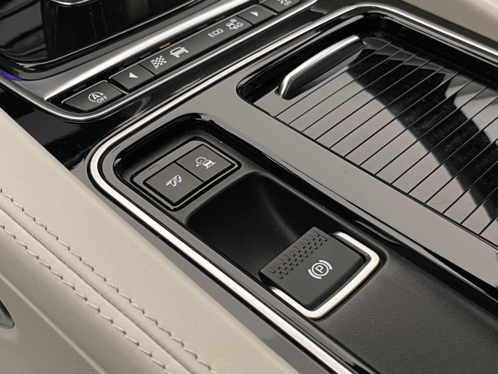 Jaguar F-Pace 5.0 V8 SVR AWD AUT 5.0 V8