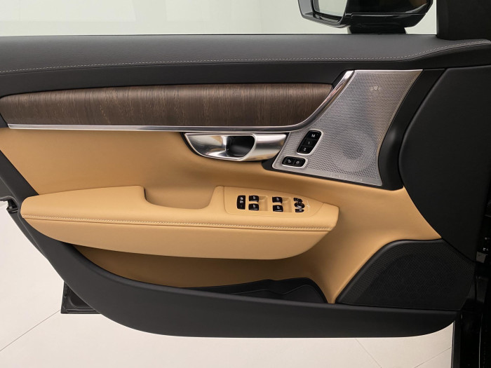 Volvo V90 T8 AWD Plug-in BRIGHT ULTRA