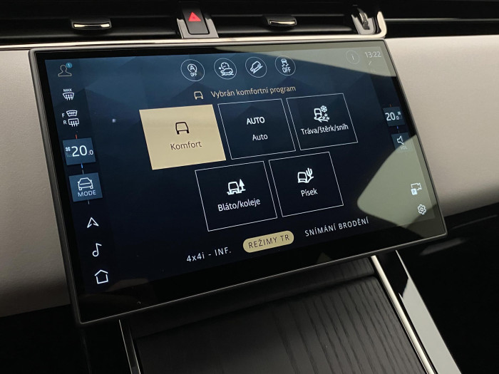 Land Rover Range Rover Evoque D200 DYNAMIC SE REZERVACE 2.0 d Dynamic SE