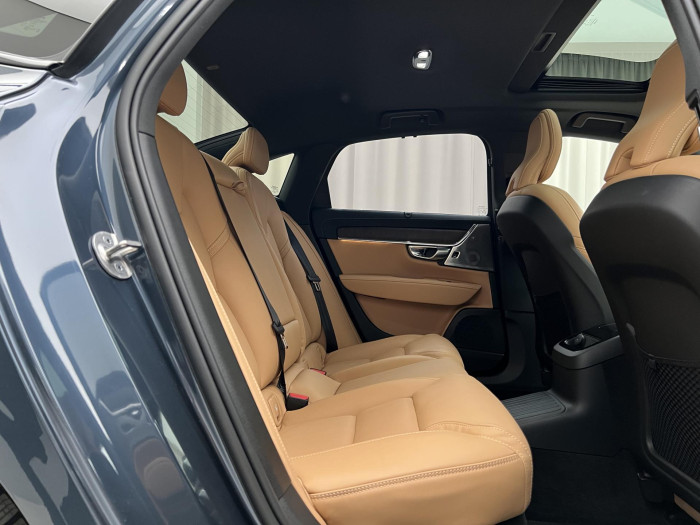 Volvo S90 T8 AWD RECHARGE ULTIMATE DARK