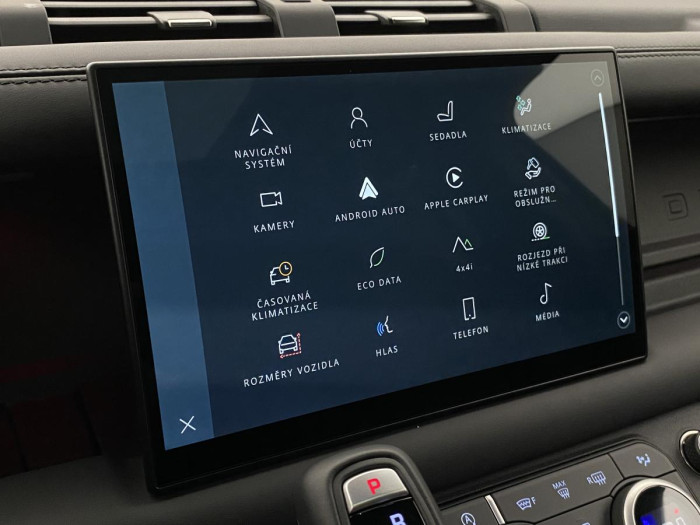 Land Rover Defender 130 D300 OUTBOUND 3.0 d